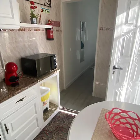 Moradia Ricardo - Quarto em Acomodações Particulares Nazaré