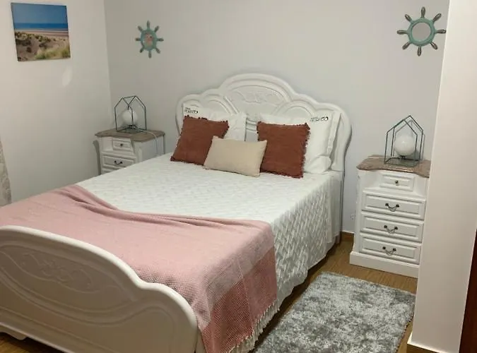 Moradia Ricardo - Назаре