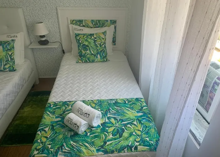 Проживание в семье Moradia Ricardo - *