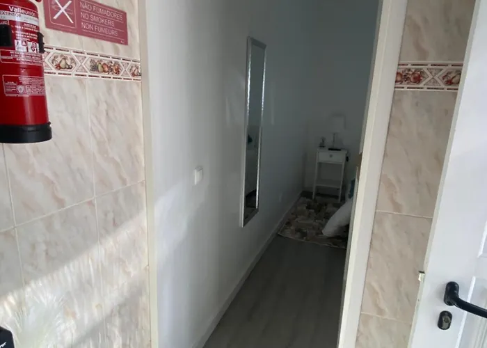 Moradia Ricardo - * Назаре